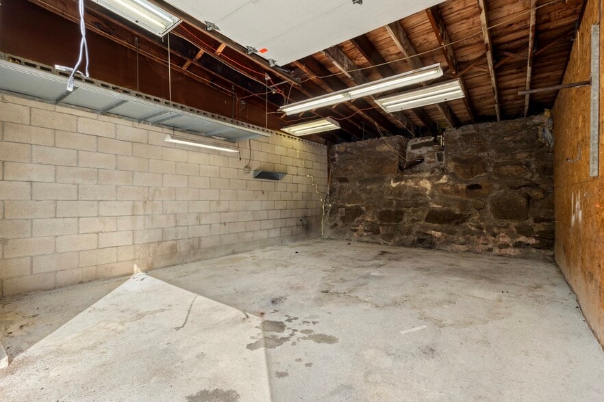 More Photos Of 80 Jackson Flat Rd, Hope Industrial For Sale