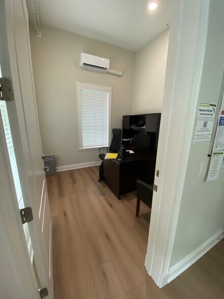 More Photos Of 140 S Main St, Winter Garden Office For Lease
