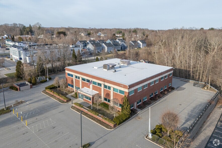 More Photos Of 1543 Atwood Ave, Johnston Office For Sale