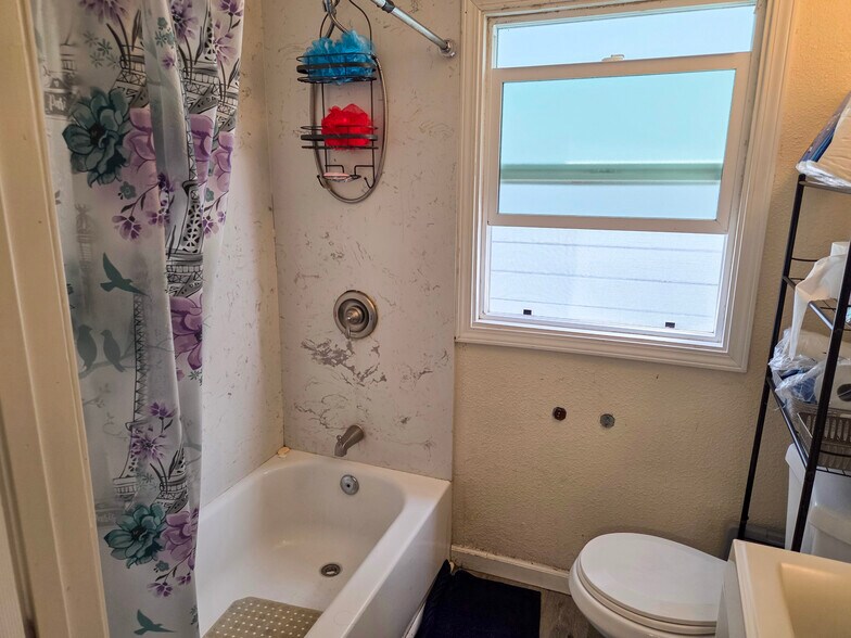 More Photos Of 845-849 Louisiana St, Vallejo Apartments For Sale
