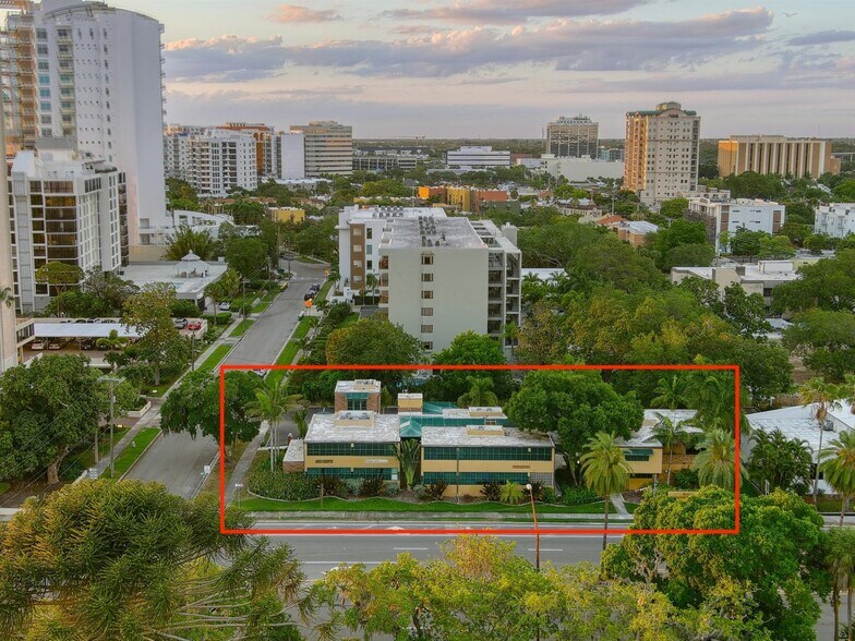 More Photos Of 777 S Palm Ave, Sarasota Office For Sale