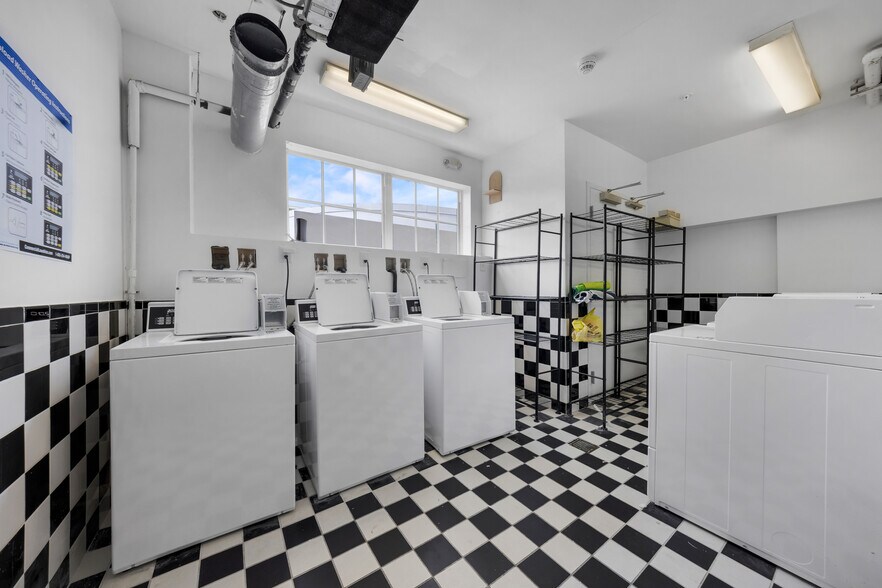 More Photos Of 727 Collins Ave, Miami Beach Apartments For Sale