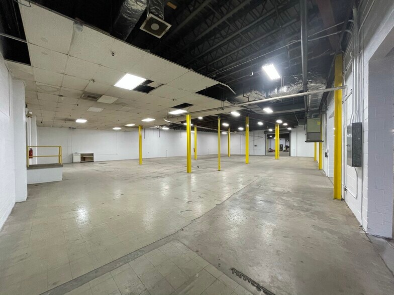 More Photos Of 2830 Cleveland Ave NW, Canton Warehouse For Lease
