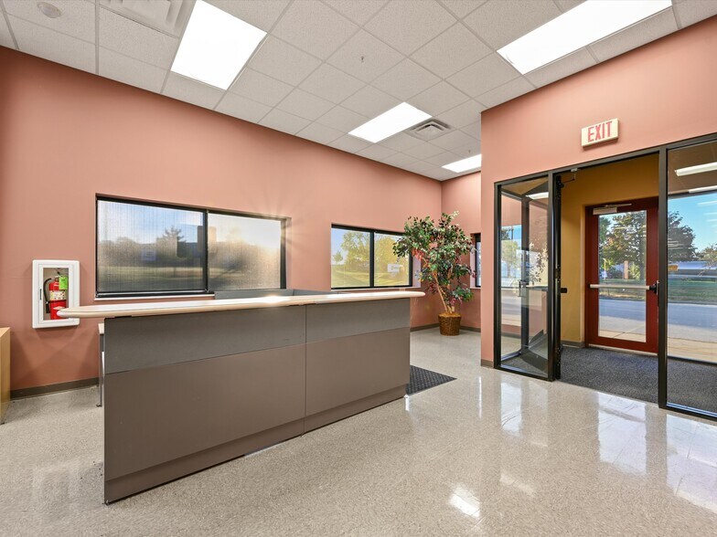 More Photos Of 7495 Chavenelle rd, Dubuque Industrial For Sale