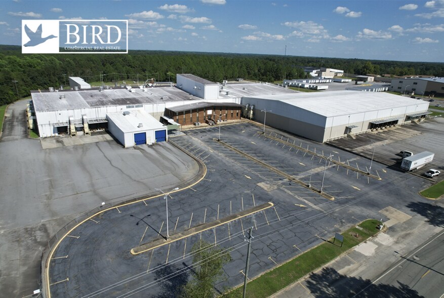 More Photos Of 101 Seabrook Dr, Sylvester Distribution For Lease