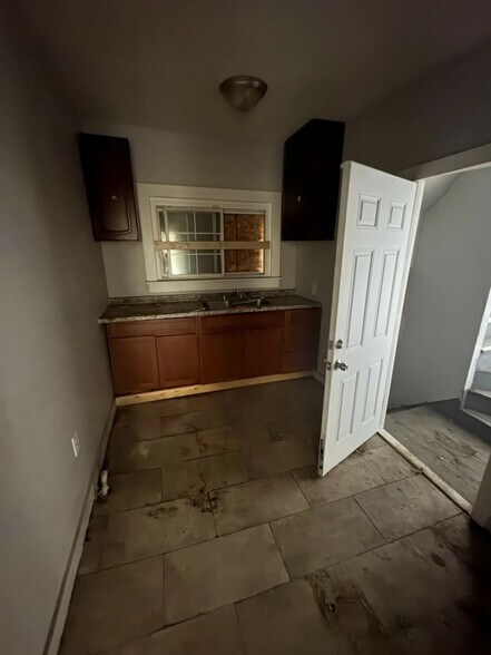 More Photos Of , Detroit Multifamily For Sale
