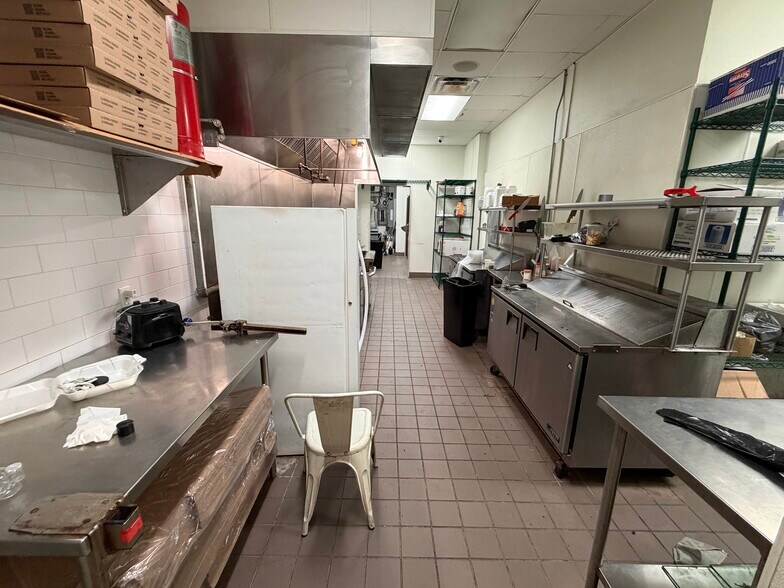 More Photos Of 11805-11921 Westheimer Rd, Houston Fast Food For Lease