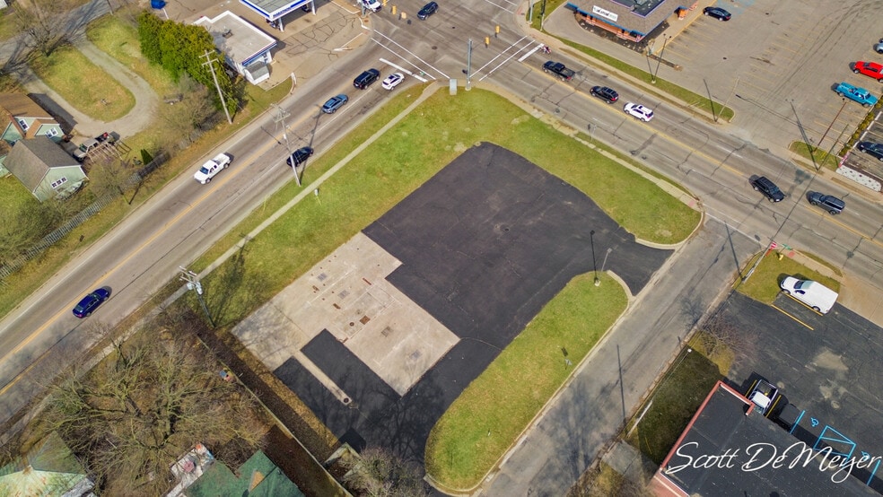 Primary Photo Of 100 W Marks St, Greenville Land For Sale