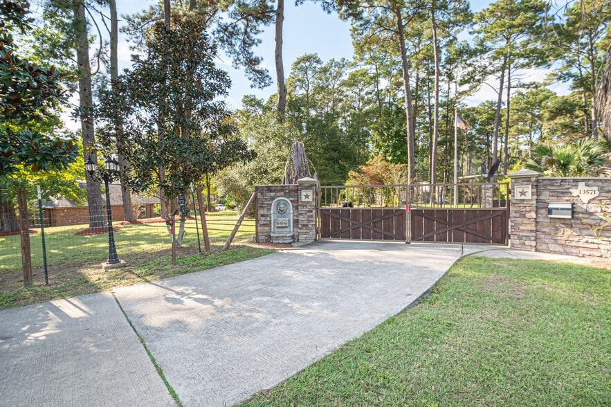 More Photos Of 1234 Ask Street, Willis Continuing Care Retirement Community For Sale