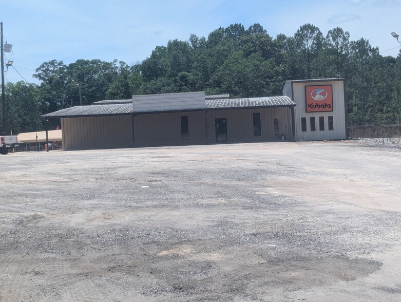 More Photos Of 5788 US-90 Hwy, Theodore Showroom For Lease