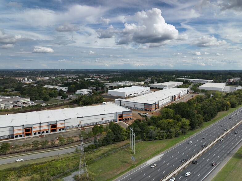 More Photos Of 3480 Stateview Blvd, Fort Mill Unknown For Lease