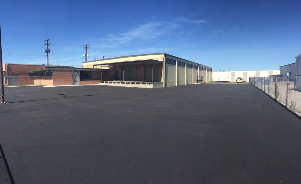 Primary Photo Of 5105 E 39th Ave, Denver Manufacturing For Sale