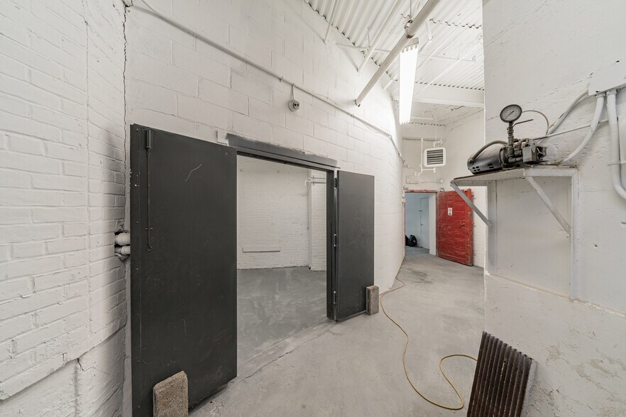 More Photos Of 610 Dean St, Brooklyn Apartments For Lease