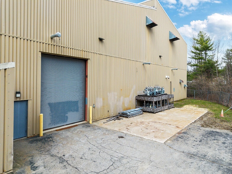 More Photos Of 60 Darin Dr, Augusta Service For Lease