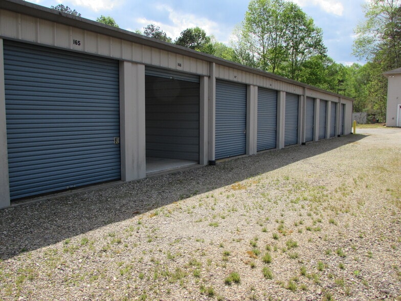 More Photos Of 323 GA-325, Blairsville Self Storage For Sale