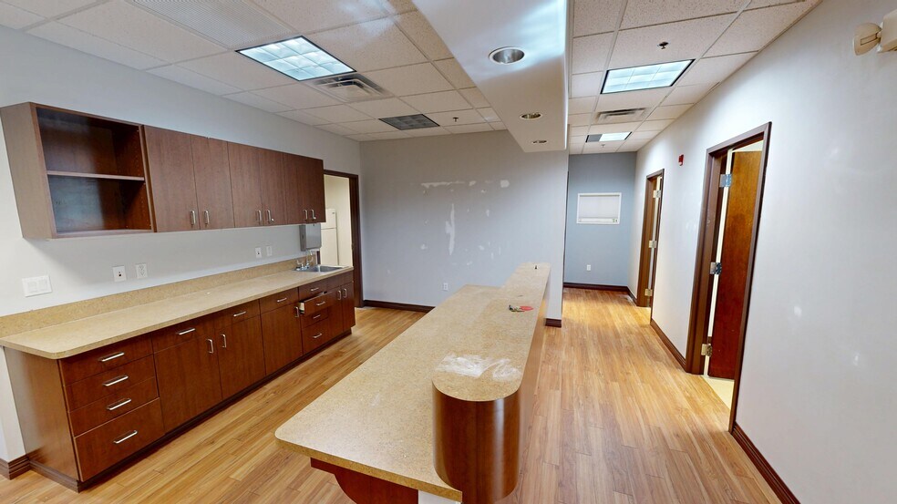 More Photos Of 7560 Red Bug Lake Rd, Oviedo Medical For Sale