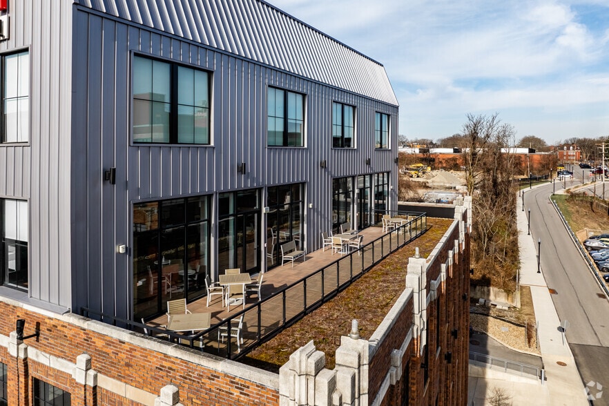 More Photos Of 7514 Thomas Blvd, Pittsburgh Office For Lease