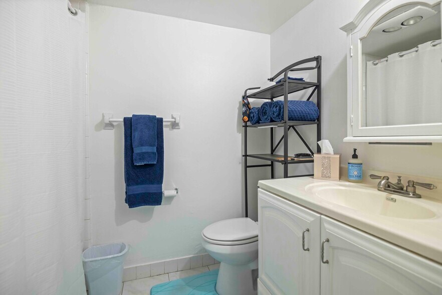 More Photos Of 1545 Miami Rd, Fort Lauderdale Apartments For Sale