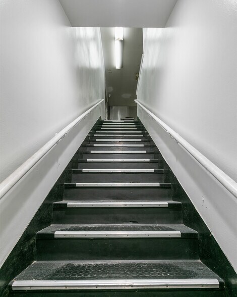 More Photos Of 534 S Myrtle Ave, Monrovia Restaurant For Lease