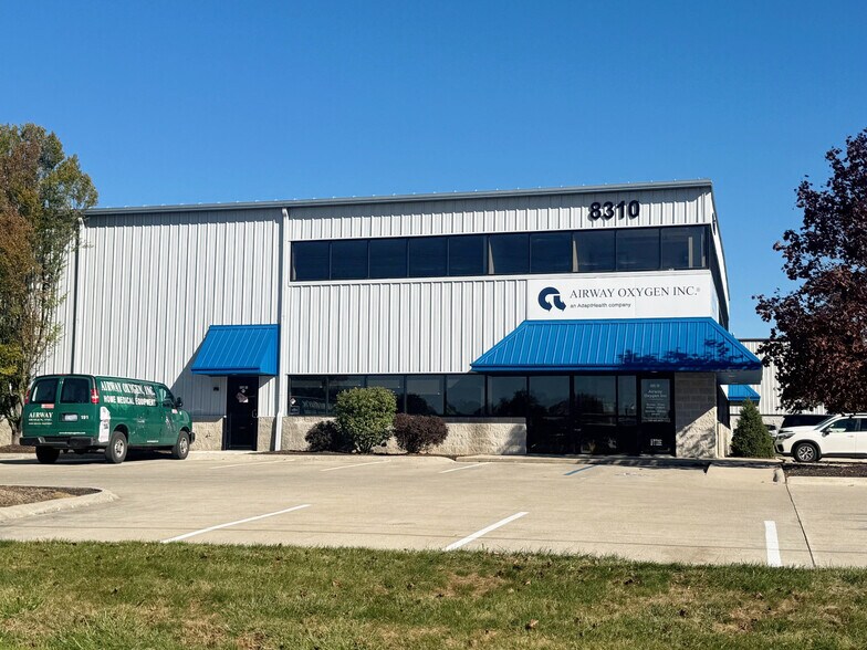 Primary Photo Of 8310 Clinton Park Dr, Fort Wayne Flex For Lease