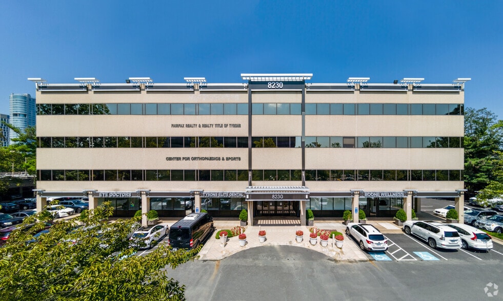 More Photos Of 8230 Boone Blvd, Vienna Office For Sale