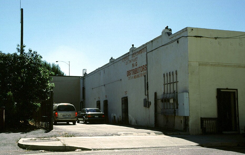 More Photos Of 751-759 W Washington Blvd, Los Angeles Storefront For Lease