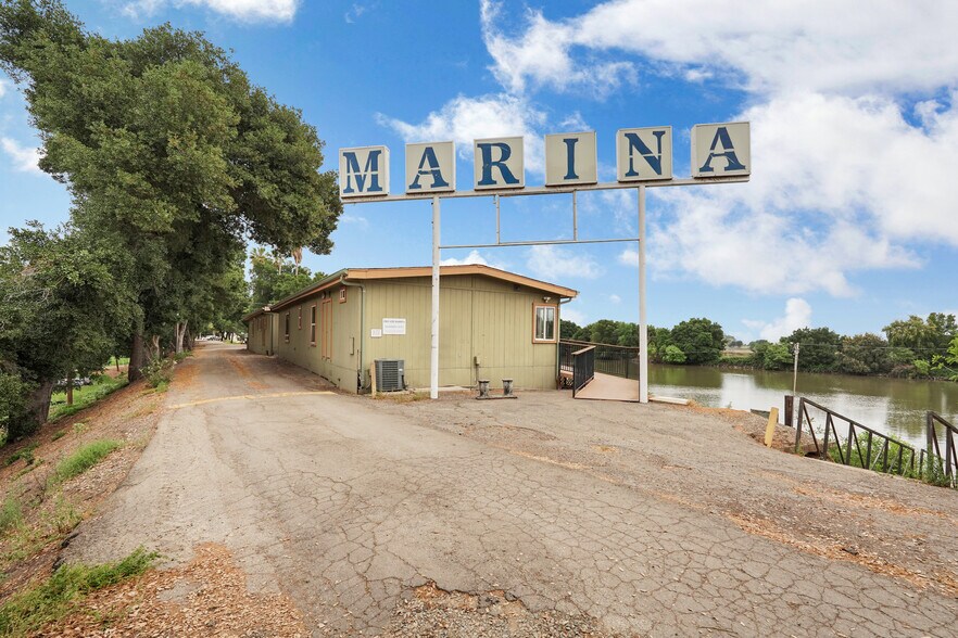 More Photos Of 1400 Old Levee rd, Walnut Grove Land For Sale