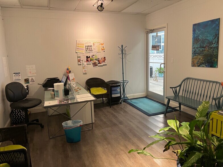 More Photos Of 3652 Chamblee Dunwoody Rd, Chamblee Medical For Lease