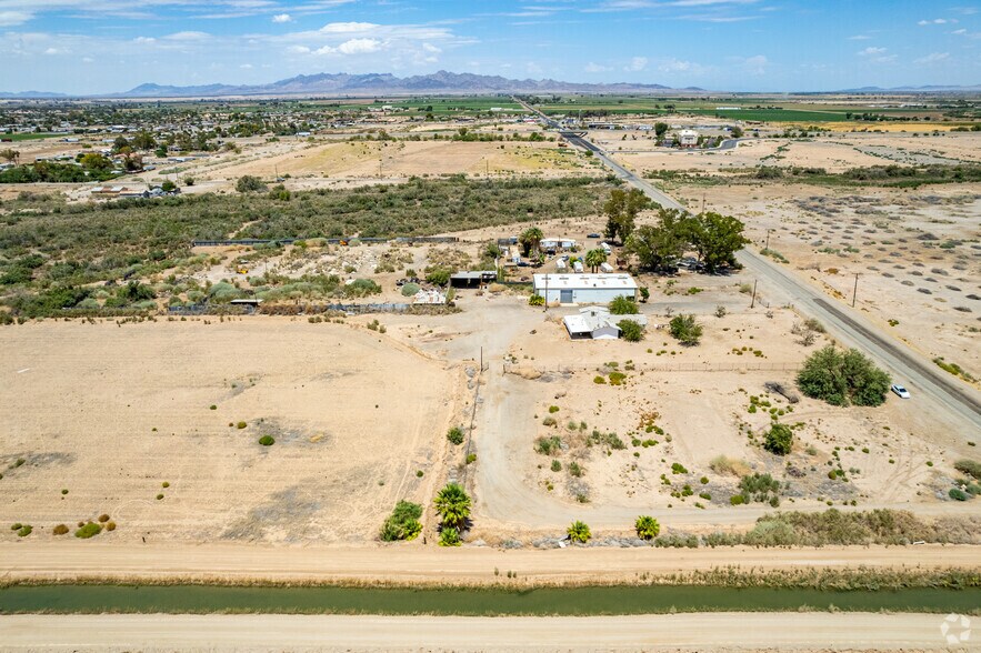 More Photos Of 643 S Intake Blvd, Blythe Warehouse For Sale