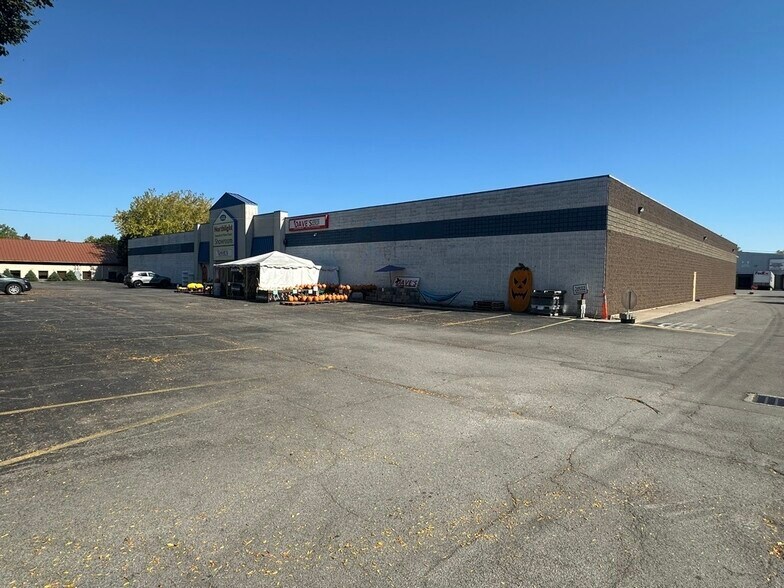 More Photos Of 2335 Union Rd, Cheektowaga Distribution For Sale