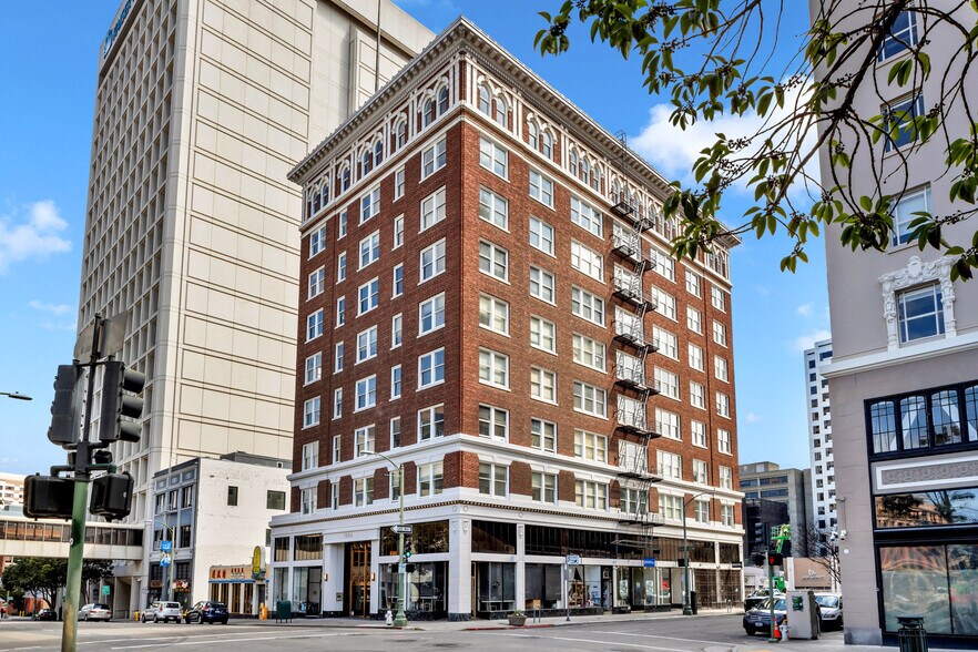 More Photos Of 1904 Franklin St, Oakland Office For Lease