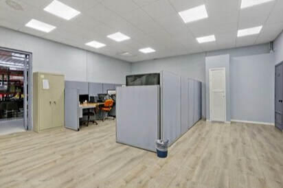 More Photos Of 3720 Hawthorne Ct, Waukegan Warehouse For Sale