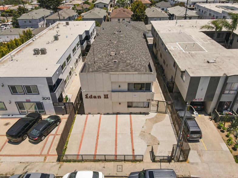 More Photos Of 2016 S Bedford St, Los Angeles Apartments For Sale