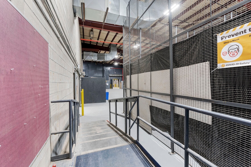 More Photos Of 4865 Arthur Kill Rd, Staten Island Warehouse For Sale