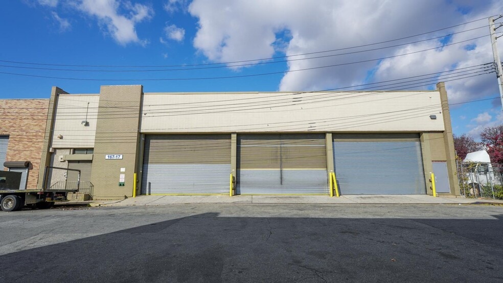 More Photos Of 167-17 146th Rd, Jamaica Warehouse For Lease