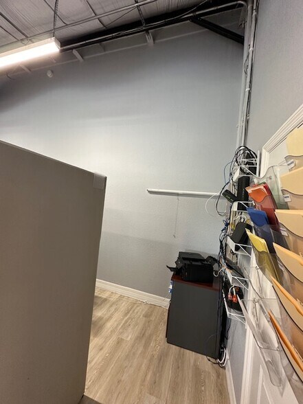 More Photos Of 23330 Harborview Rd, Port Charlotte Flex For Sale