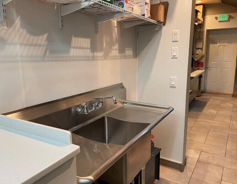 More Photos Of 105 Towners Rd, Carmel Storefront Retail Residential For Sale