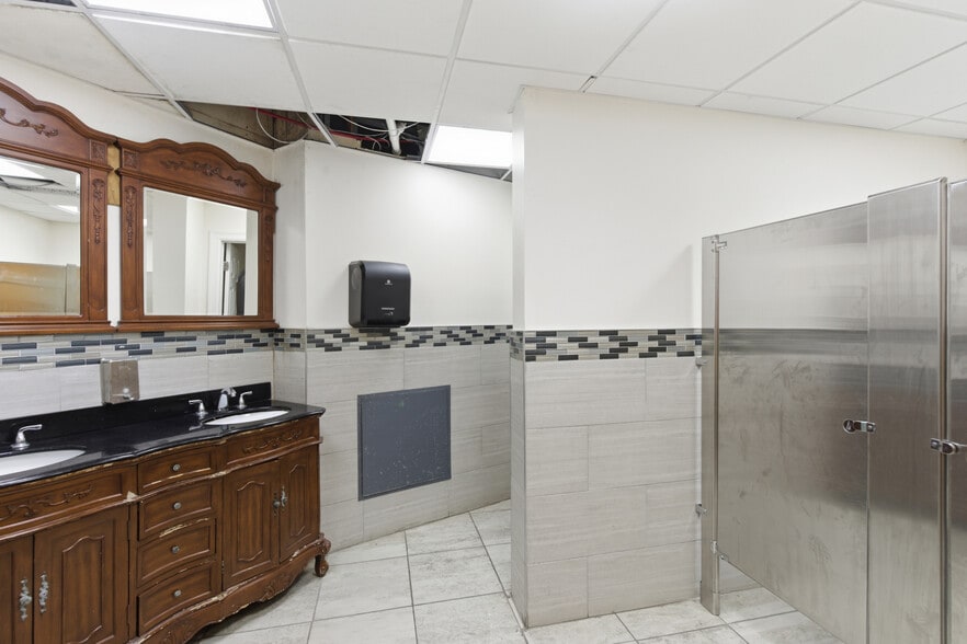 More Photos Of 355 Fairmount Ave, Jersey City Religious Facility For Sale