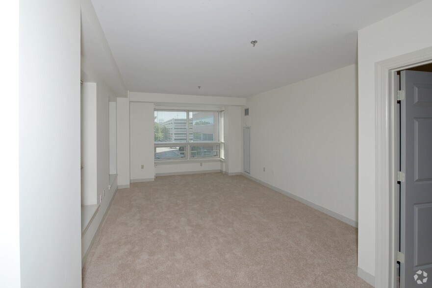 More Photos Of 1205 Hancock St, Quincy Apartments For Lease