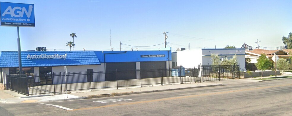 More Photos Of 1661 Union Ave, Bakersfield Auto Repair For Sale