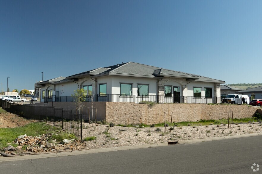 Primary Photo Of 4697 Golden Foothill Pky, El Dorado Hills Medical For Lease