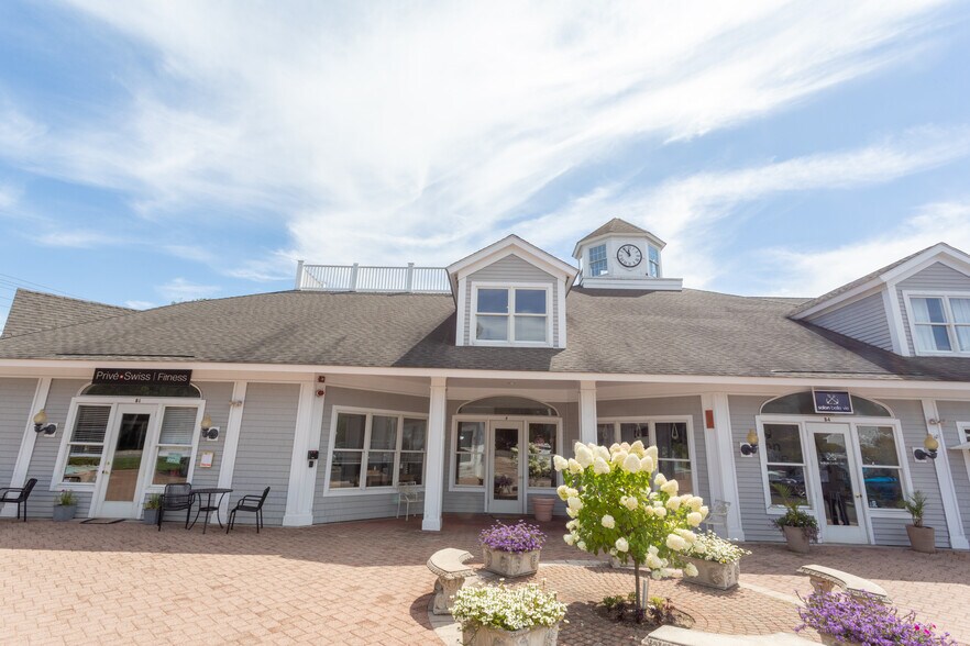 More Photos Of 1587 Boston Post Rd, Westbrook Unknown For Lease