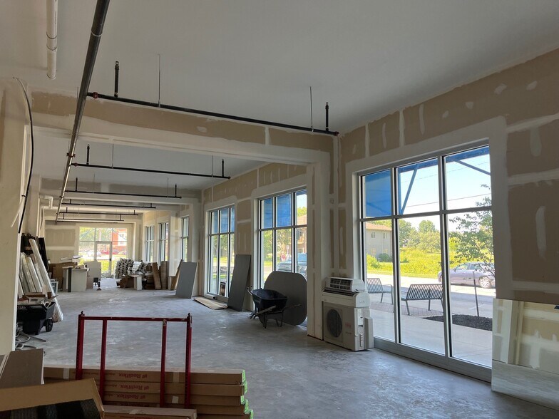 More Photos Of 1708 5th St, Coralville Apartments For Lease