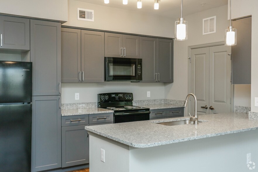 More Photos Of 14340 Wallisville Rd, Houston Apartments For Sale
