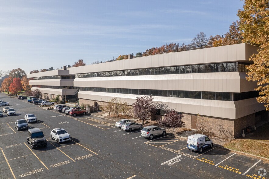 More Photos Of 800 Kinderkamack Rd, Oradell Office For Lease