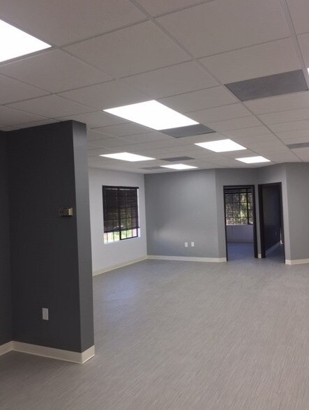 More Photos Of 15706-15708 Pomerado Rd, Poway Medical For Lease