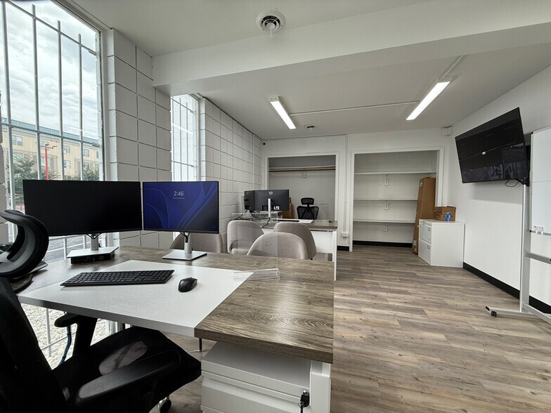 More Photos Of 5900 W Colfax Ave, Denver Auto Dealership For Lease