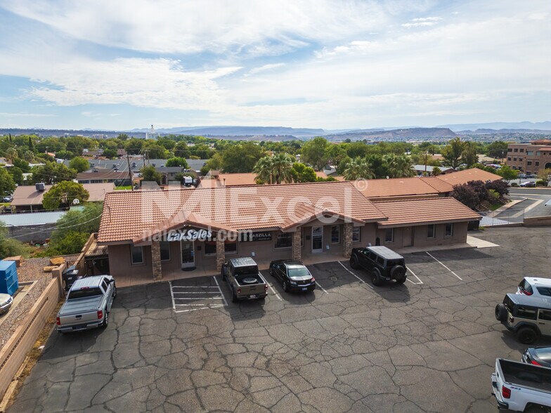 Primary Photo Of 465 S Bluff St, St George Health Club For Lease