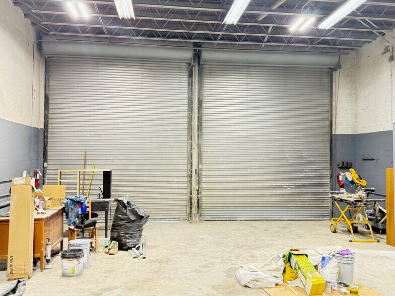 More Photos Of 14041 NW 20th Ave, Opa-locka Warehouse For Sale