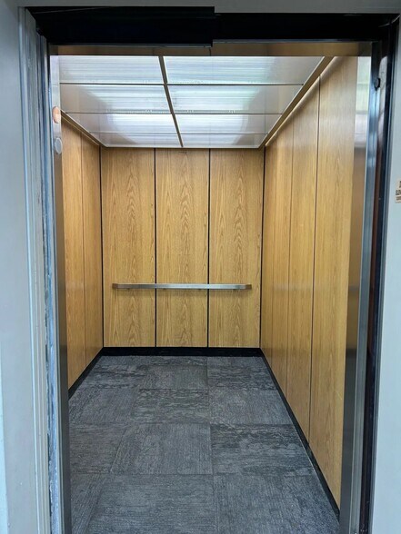 More Photos Of 900 N Porter Ave, Norman Medical For Lease